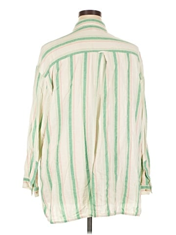 Old Navy Long Sleeve Button-Down Shirt (view 2)