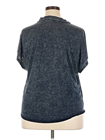 Jane and Delancey Short Sleeve Blouse (view 2)