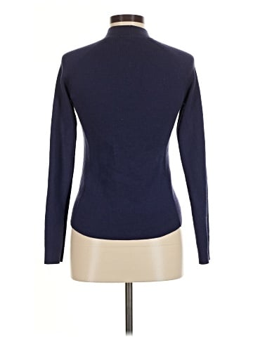 Uniqlo Turtleneck Sweater (view 2)