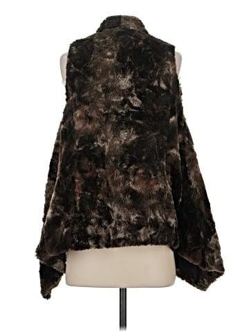 BB Dakota Faux Fur Vest (view 2)