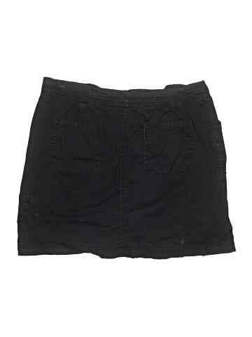 Karen Scott Skort (view 2)