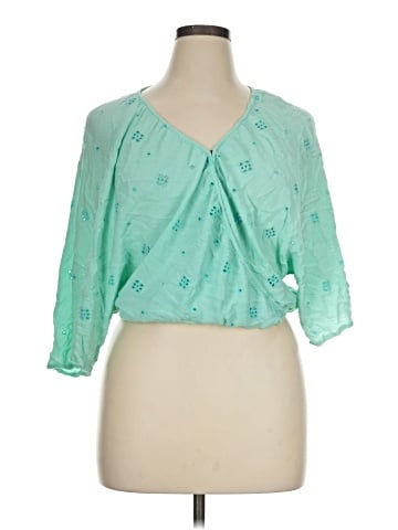 O'Neill 3/4 Sleeve Blouse (view 1)
