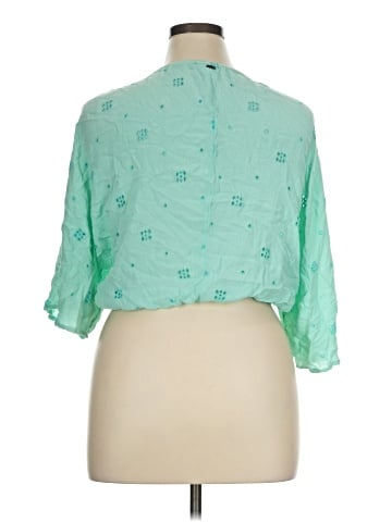 O'Neill 3/4 Sleeve Blouse (view 2)