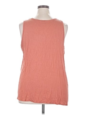 LUXE Sleeveless T-Shirt (view 2)
