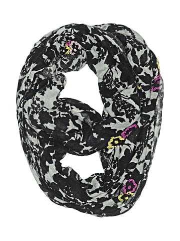 Feathers Scarf (view 1)