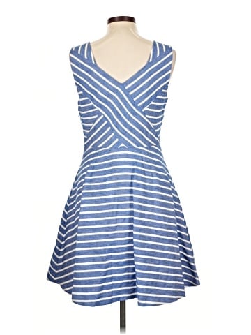Vineyard Vines Casual Dress (view 2)