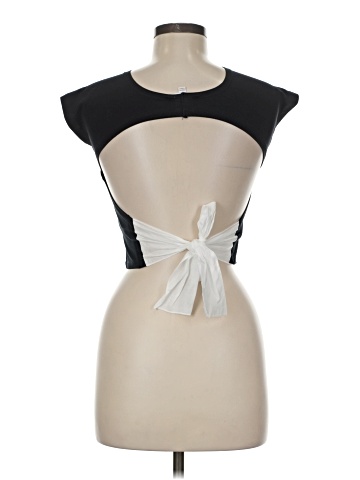 Subdued Short Sleeve Turtleneck (view 2)