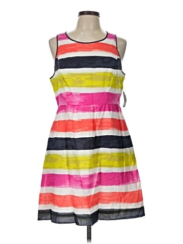 Crown & Ivy Casual Dress (view 1)