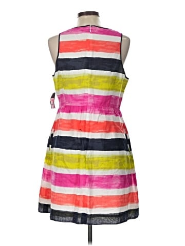 Crown & Ivy Casual Dress (view 2)