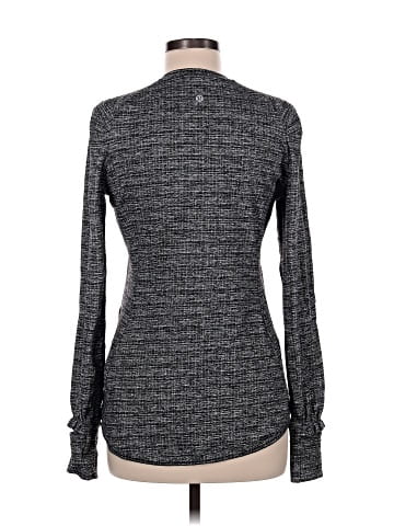 Lululemon Athletica Long Sleeve T-Shirt (view 2)