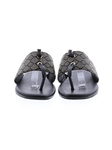 Lauren Conrad Flip Flops (view 2)