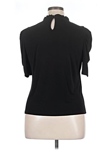 CeCe Short Sleeve Top (view 2)