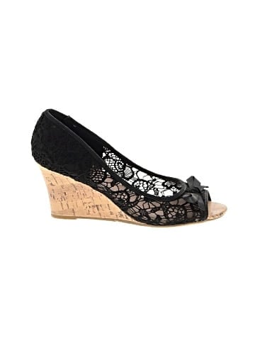 REPORT Wedges (view 1)