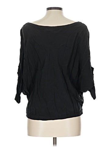 Olive Olivia 3/4 Sleeve Top (view 2)