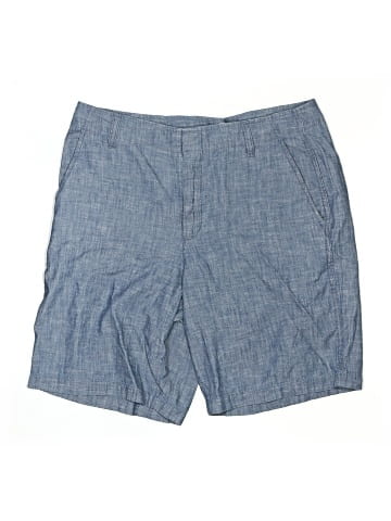 Gap Shorts (view 1)