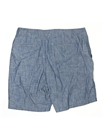 Gap Shorts (view 2)