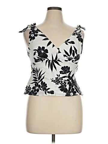 White House Black Market Tank Top (view 1)