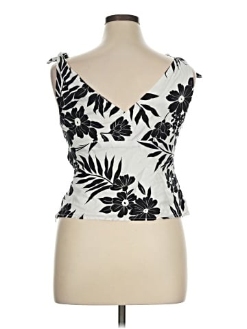 White House Black Market Tank Top (view 2)