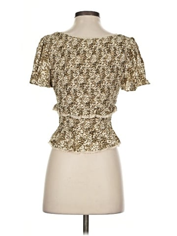 ASTR The Label Short Sleeve Blouse (view 2)