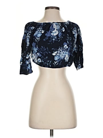 Hollister 3/4 Sleeve Blouse (view 1)