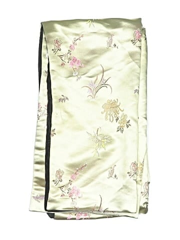 Unbranded Scarf (view 2)