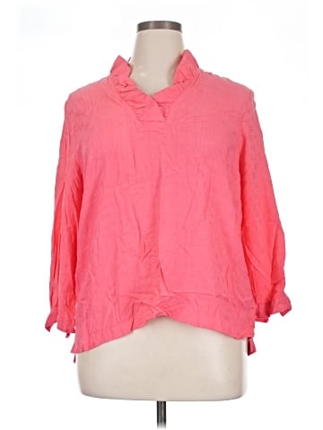 Crown & Ivy 3/4 Sleeve Blouse (view 1)