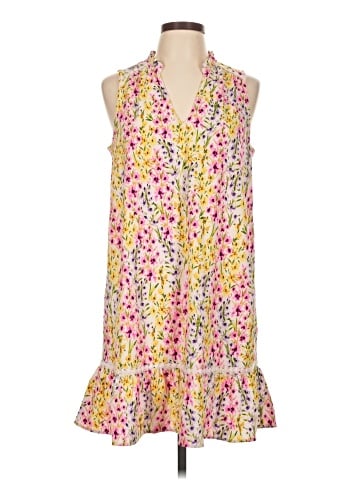 Crown & Ivy Casual Dress (view 1)