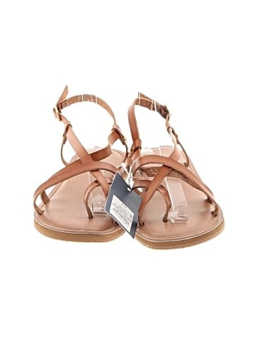 Universal Thread Sandals (view 2)
