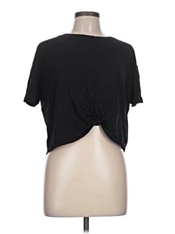 Old Navy Short Sleeve T-Shirt (view 1)