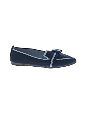 Unbranded Flats (view 1)