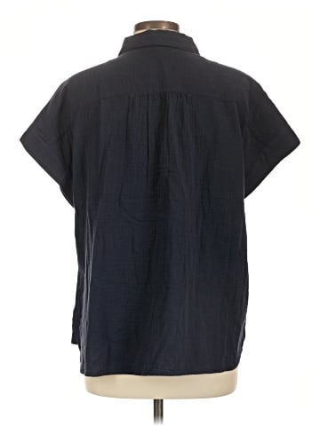 Caslon Short Sleeve Button-Down Shirt (view 2)