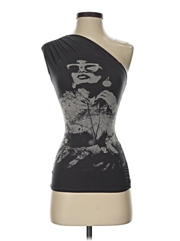 Fashion Nova Sleeveless T-Shirt (view 1)