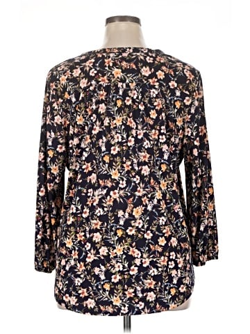 TWO by Vince Camuto 3/4 Sleeve T-Shirt (view 2)