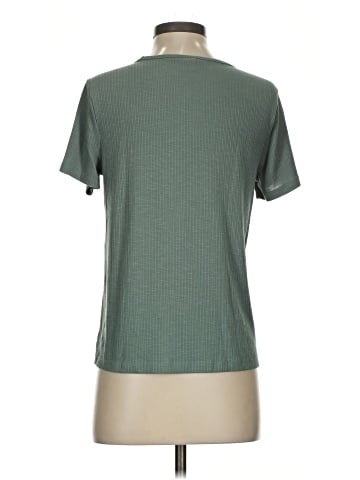Old Navy Short Sleeve T-Shirt (view 2)