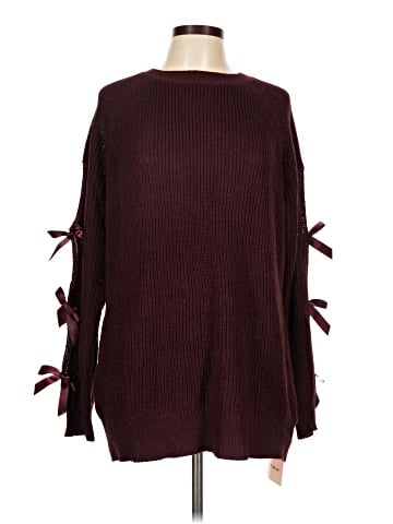 BLOOMCHIC Pullover Sweater (view 1)