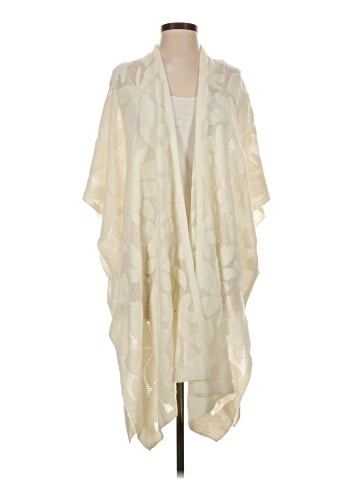Akemi + Kin Kimono (view 1)