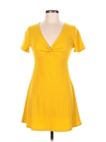 Forever 21 Casual Dress (view 1)