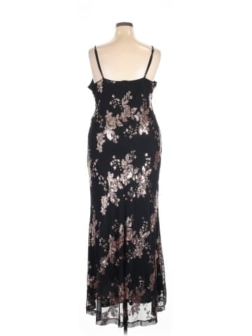 Simplee Cocktail Dress (view 2)