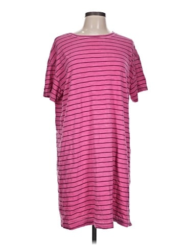 Old Navy Casual Dress (view 1)
