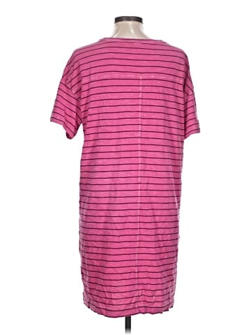 Old Navy Casual Dress (view 2)