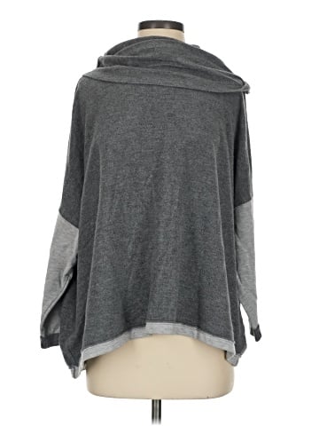 CAbi Poncho (view 1)