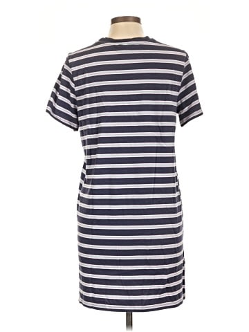 Old Navy Casual Dress (view 2)
