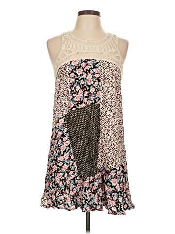 Umgee Sleeveless Blouse (view 1)