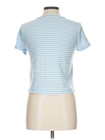 Old Navy Short Sleeve T-Shirt (view 2)