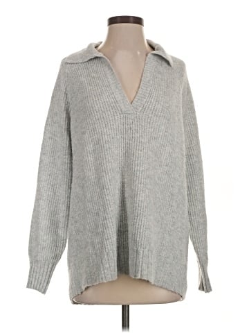 American Eagle Outfitters Pullover Sweater (view 1)