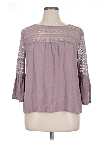 Amaryllis 3/4 Sleeve Blouse (view 1)