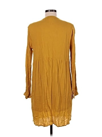 Old Navy Casual Dress (view 2)
