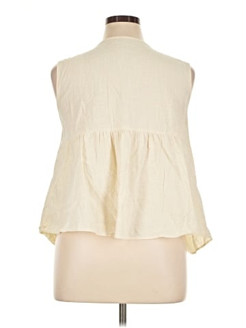 Unbranded Sleeveless Blouse (view 2)
