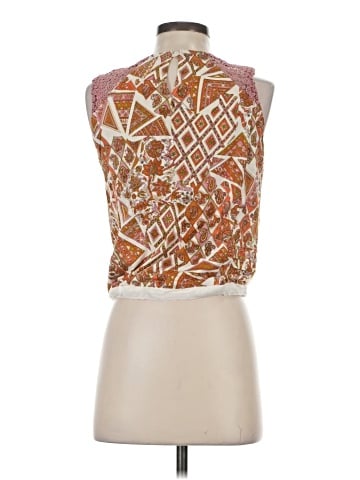 Tiny Sleeveless Blouse (view 2)