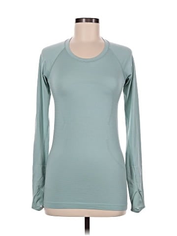 Lululemon Athletica Long Sleeve T-Shirt (view 1)
